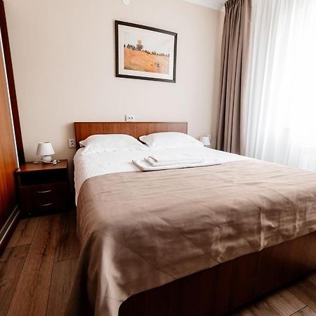 Chagala Hotel Uralsk Dış mekan fotoğraf
