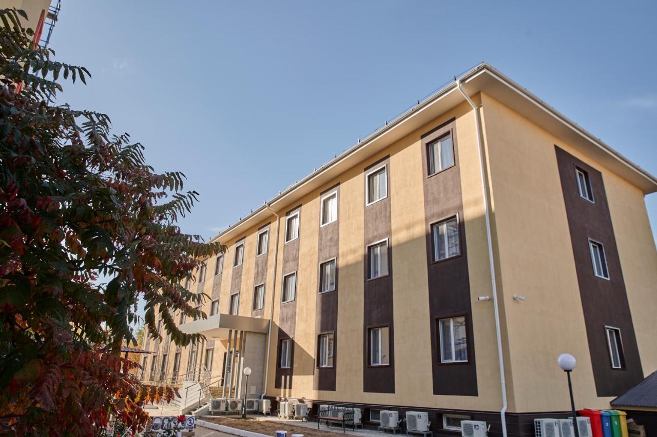 Chagala Hotel Uralsk Dış mekan fotoğraf