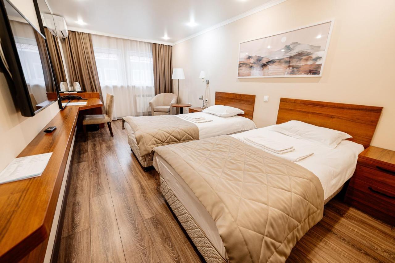 Chagala Hotel Uralsk Dış mekan fotoğraf