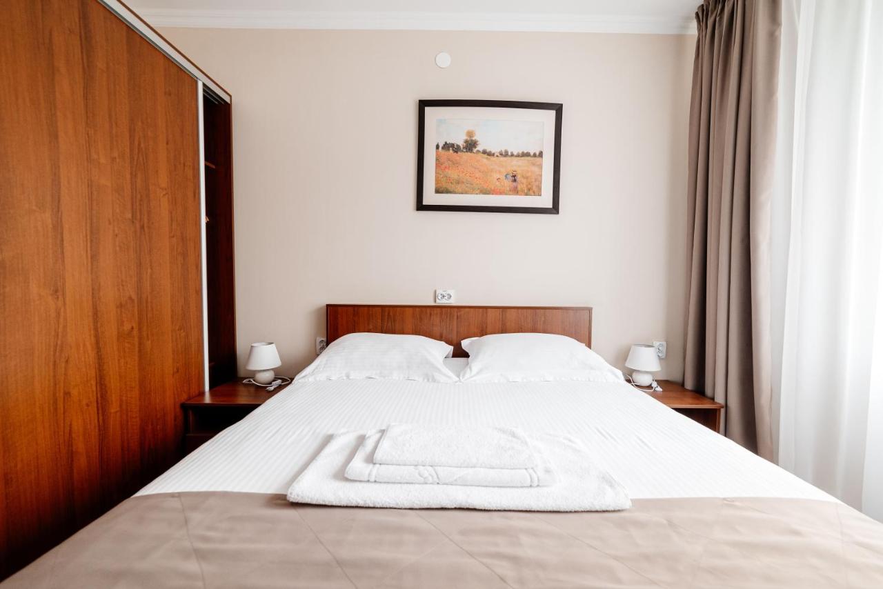 Chagala Hotel Uralsk Dış mekan fotoğraf