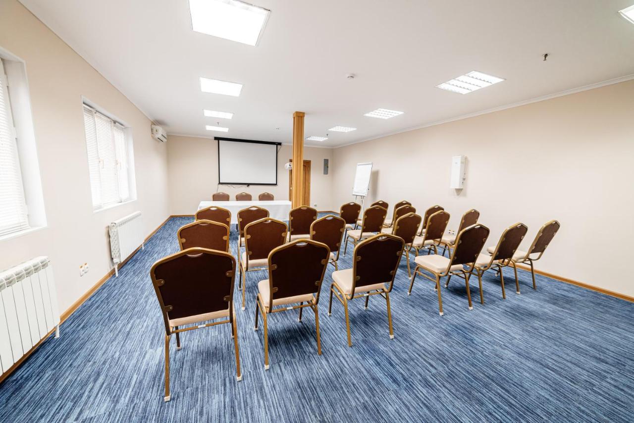 Chagala Hotel Uralsk Dış mekan fotoğraf
